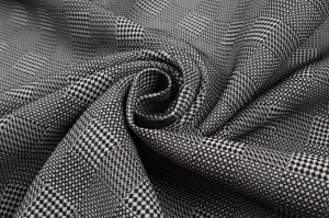 Jacquard Checks of Silk and Polyester - Black and White