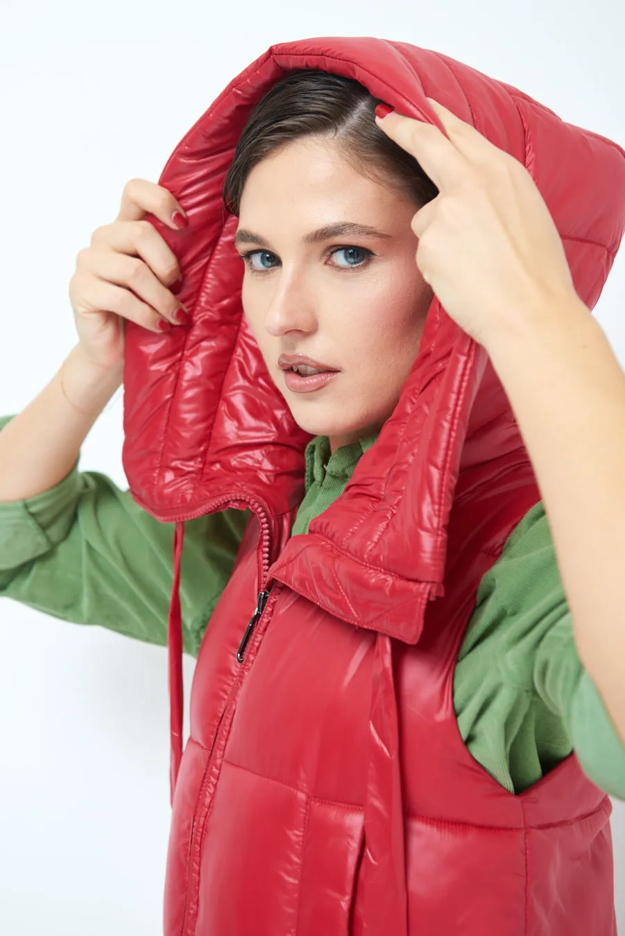 Long sleeveless down jacket with hood wholesale