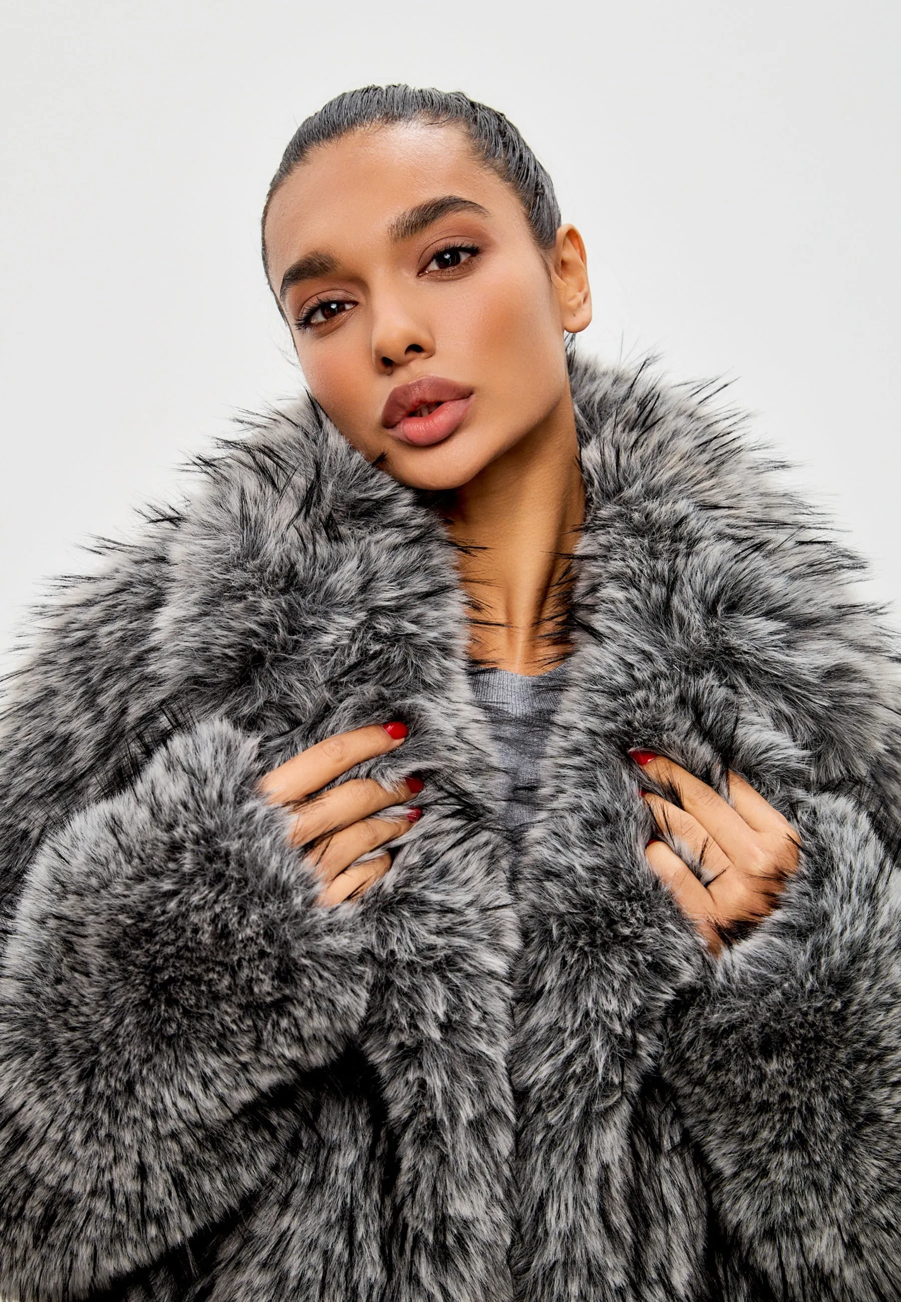 Luxurious Faux Fur Coat Natalie  - Grey