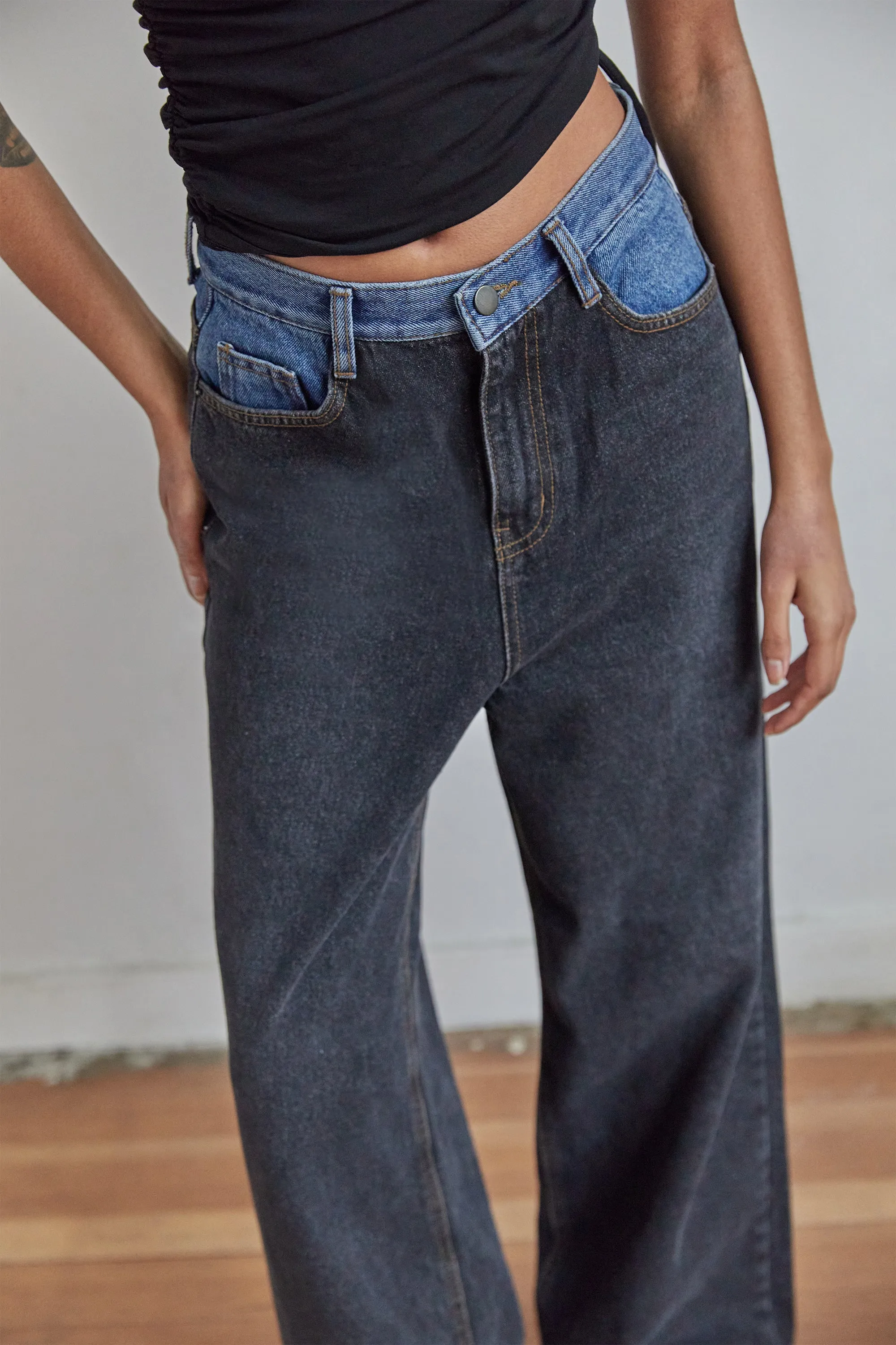 TWO-TONE WIDE LEG JEAN